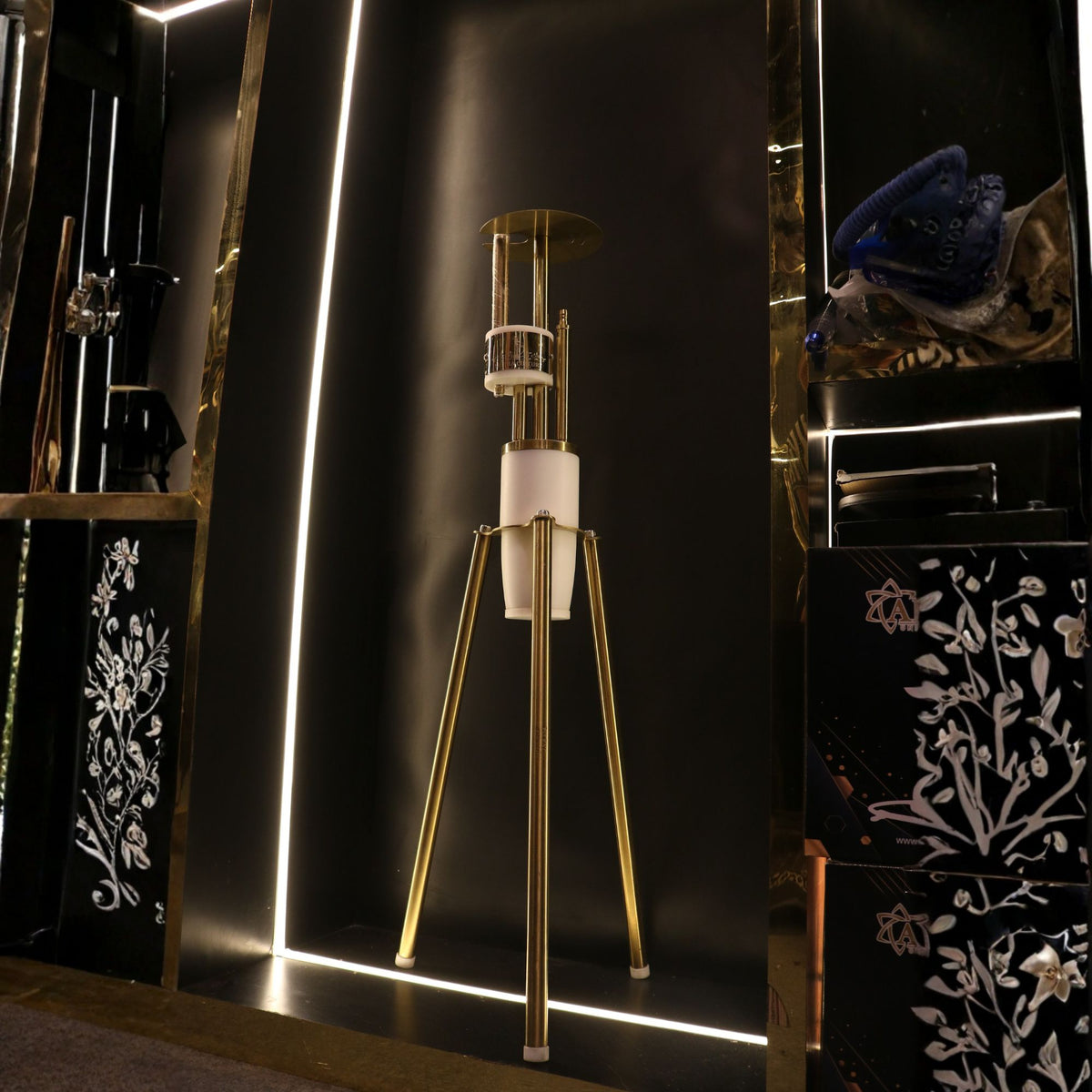 White & Golden Tripod | Shisha Model